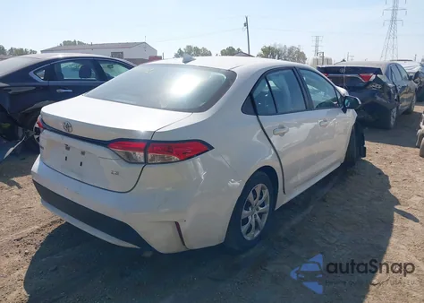 2021 Toyota Corolla Le z USA, uszkodzony, nr VIN 5YFEPMAE1MP180457